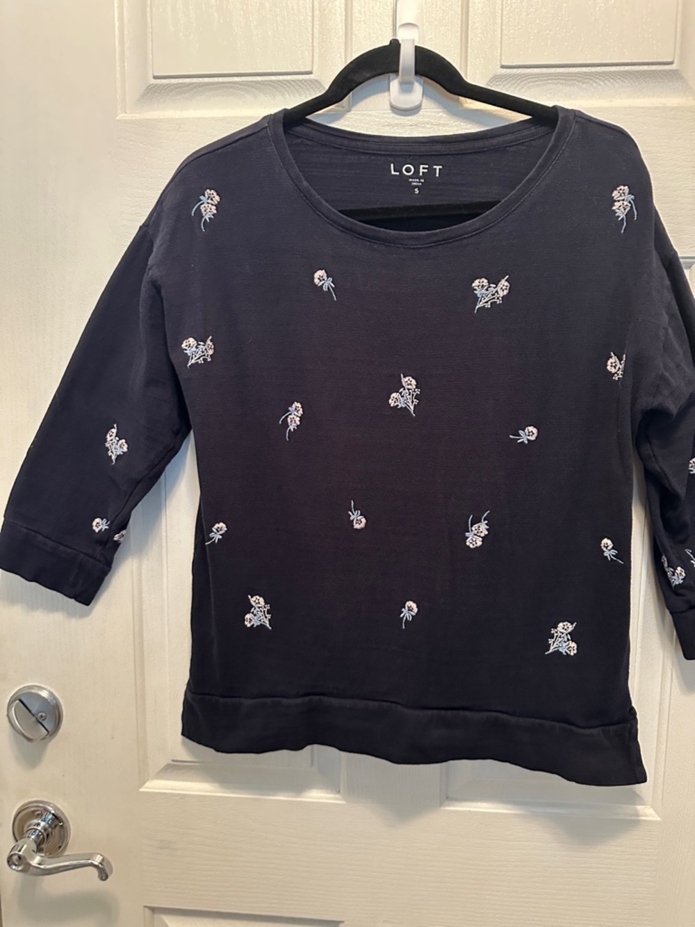LOFT Navy French Terry Spring Sweatshirt Floral Embroidery size Small